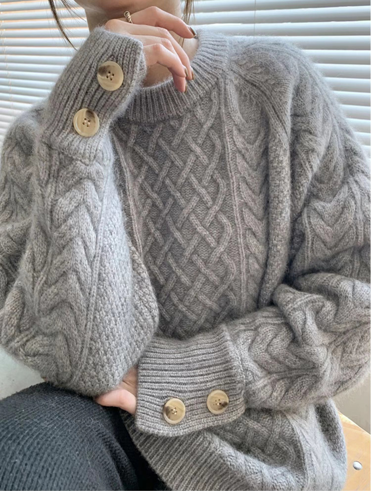 Japanese Style Retro Twist Sweater Women's Autumn and Winter New Lazy Style Loose Outer Wear Soft Waxy Pullover Sweater Thick Top