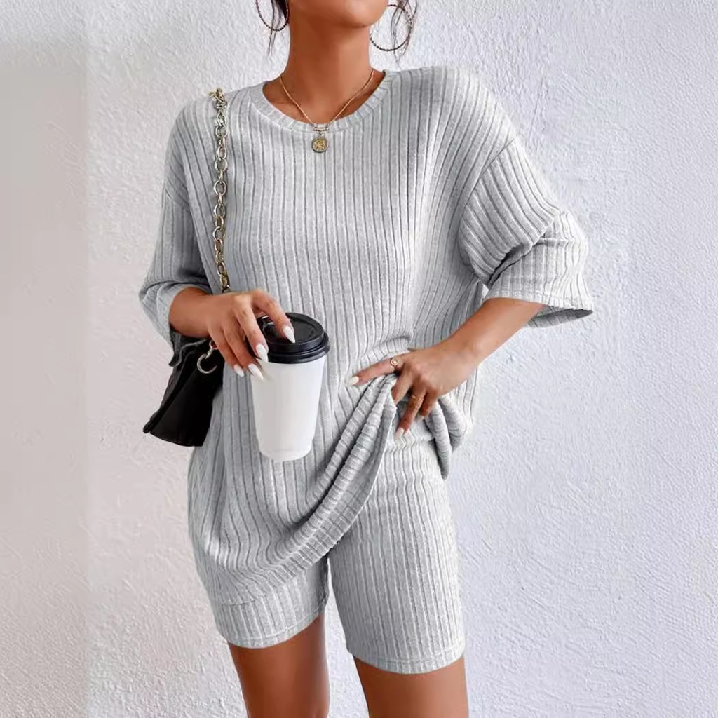 Fashion Casual Solid Color Spring Round Neck Loose Women's Shorts Set