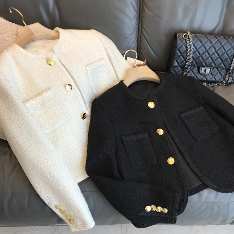 French luxury feeling ~ awesome! Huge Show Temperament Small Fragrant Style Gold Button Round Neck Woolen Short Coat Women's Spring and Autumn New