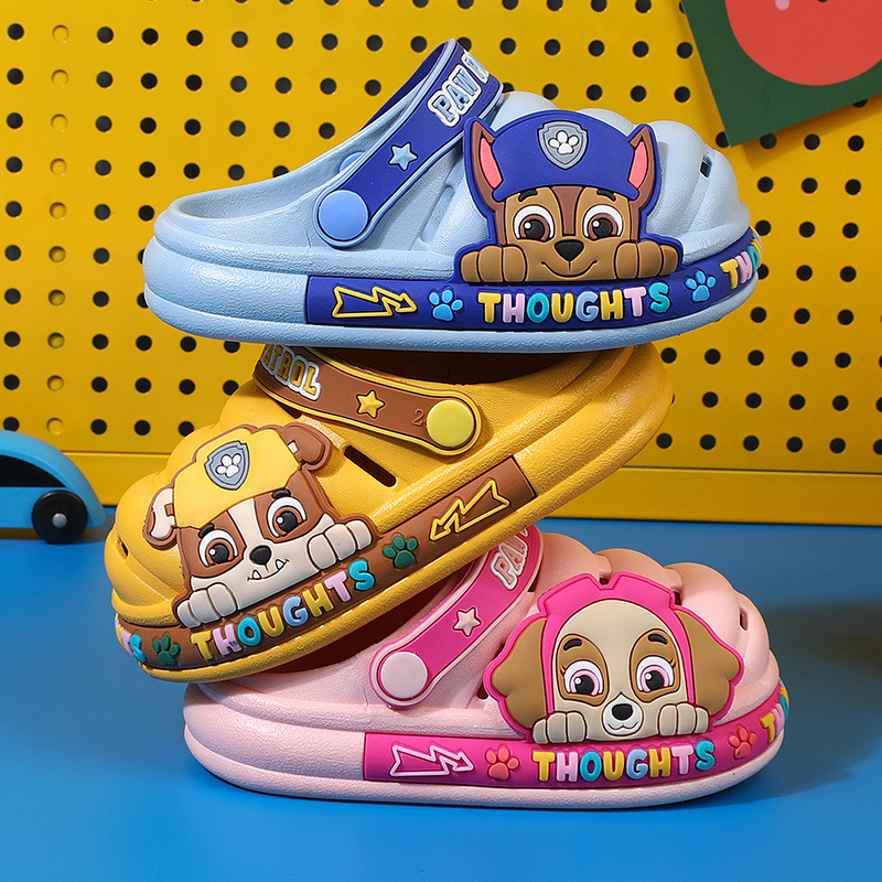 new Wang Wang team summer children's cartoon hole shoes boys and girls baby home non-slip sandals and slippers sandals wholesale