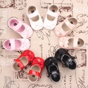 Baby shoes autumn Velcro bright leather princess shoes baby shoes toddler shoes 0-1 years old D0717
