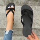 Women's flip-flops women's summer spot fashion popular online red slippers sandals clip feet Europe and the United States and Eastern Europe women