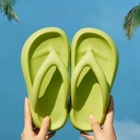 Beach Seaside Slippers Women's Summer Outer Wear New High-end Thick Bottom Flip Flops Women's Summer Out