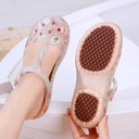 New Style Hole Shoes Women's Soft Sole Non-slip Hollow Breathable Nurse Toe Sandals Summer Vacation Outer Wear Beach Jelly Shoes