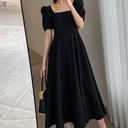 Dress 2024 Summer New Ins Tea Break Dress Elegant One-word Collar Knee-length Hepburn Style Chubby Girls Small Black Dress