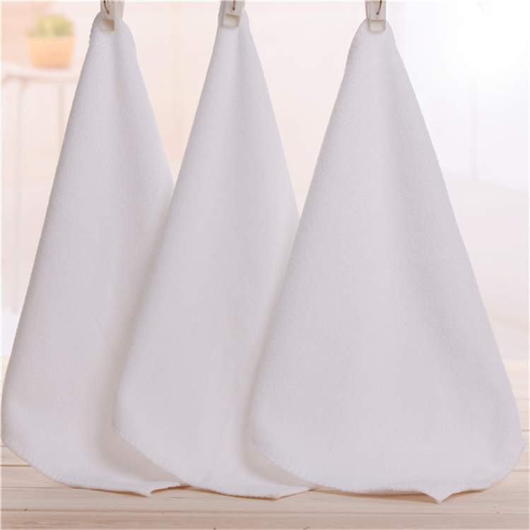 Wholesale hotel White small square disposable soft absorbent napkin thickened microfiber square 30*30