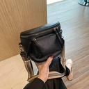 包包女包2022新款时尚ins韩版女士单肩斜挎包软皮小包休闲马鞍包